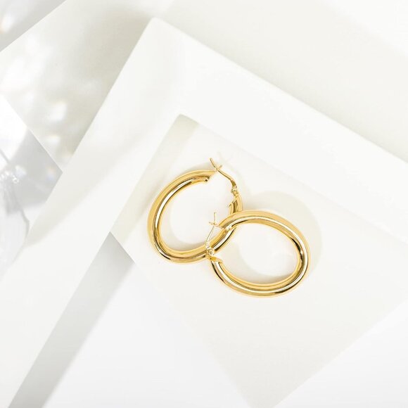 Elegant 14K Gold Plated Chunky Oval Hoop Earrings for Women - Lightweight Style - Picture 3 of 5